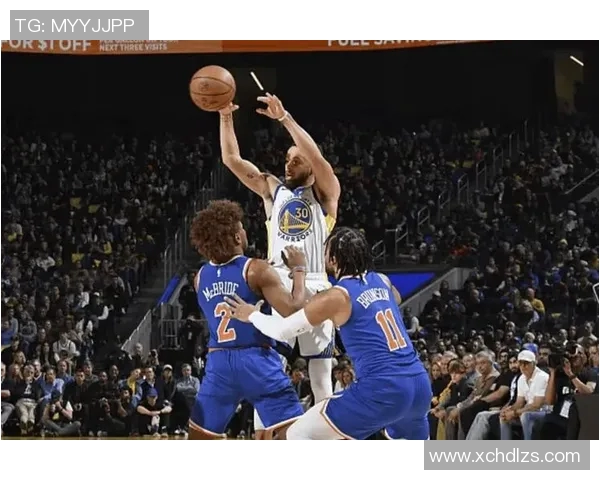 勇士与尼克斯2018年对决回顾:激情四溢的篮球盛宴与精彩瞬间分析 勇士与尼克斯2018年对决回顾:激情四溢的篮球盛宴与精彩瞬间分析